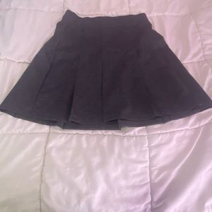 HoneySpot Solid Pleated Skirt